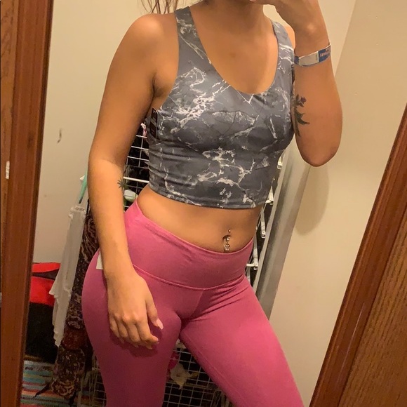 SOLD❌VS sport bra - Picture 2 of 6